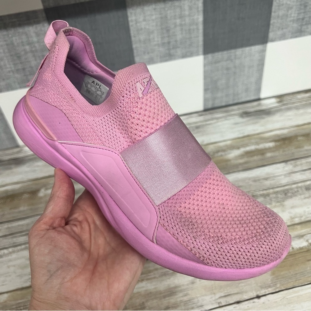 APL Techloom Bliss Breast Cancer Ribbon Edition - Picture 2 of 12